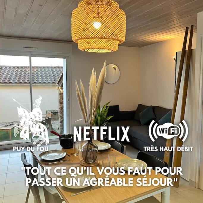 Ferienwohnung Puy Du Fou Les Herbiers Exterior foto